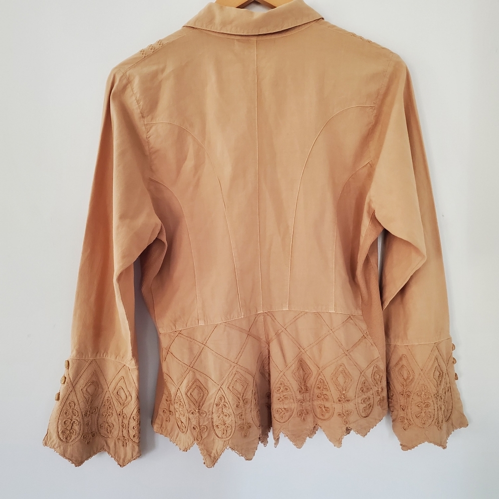 G. DESIGNS Sz L Embroidered Button Down Tan Shirt Peru Cotton Bohemian Western - Picture 8 of 13